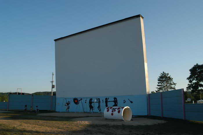 Aug 2003 Cherry Bowl Drive-In Theatre, Honor